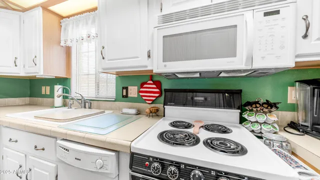 $149,900 | 611 South Ironstone Drive, Unit 611, Apache Junction, AZ 85119