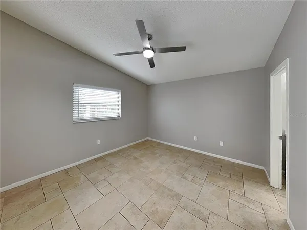 $3,039 | Undisclosed Address, Sarasota, FL 34233