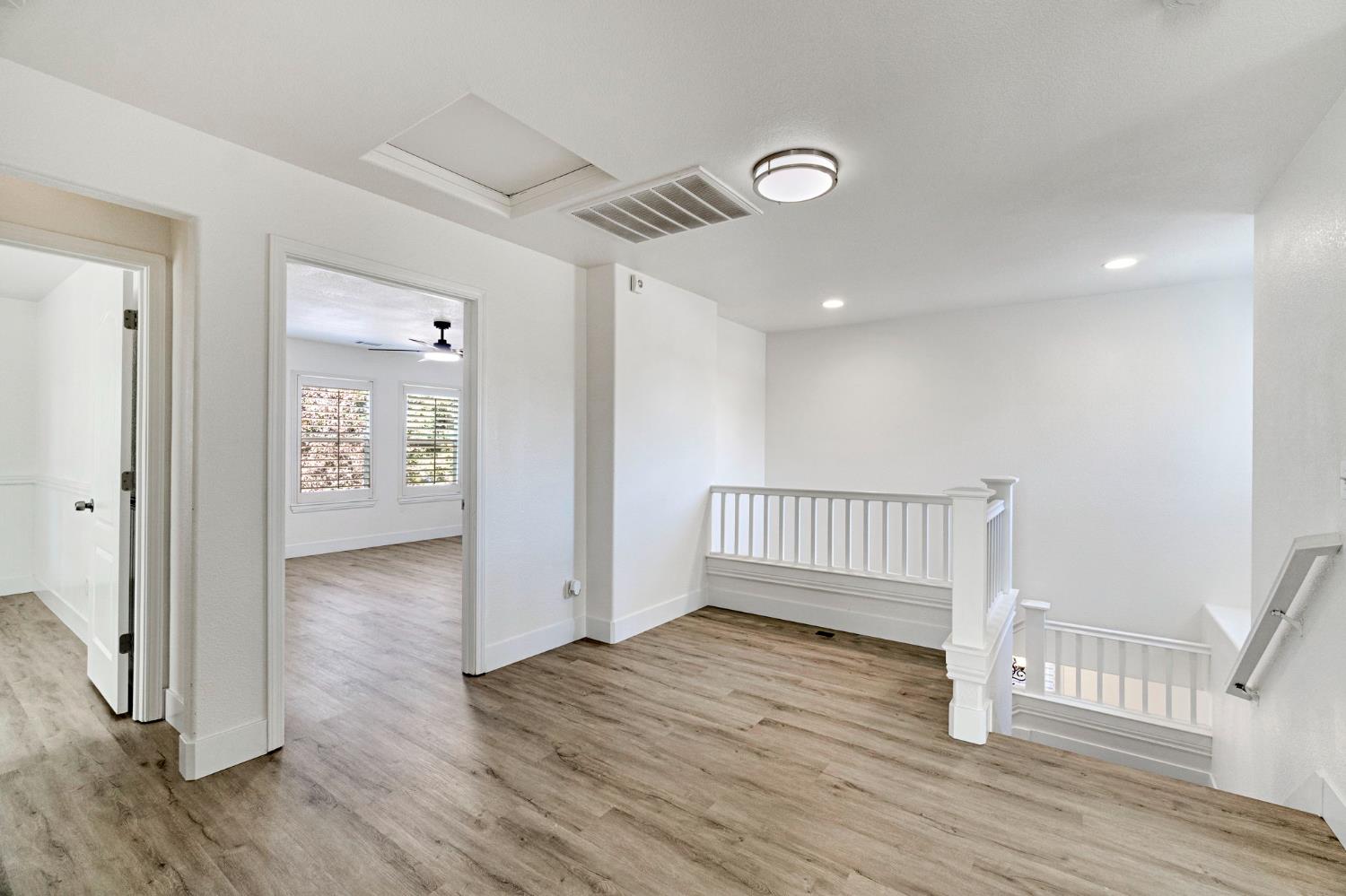 692 Blueberry Lane Madera, CA 93638 - Photo 21 of 44 a view of entryway with wooden floor