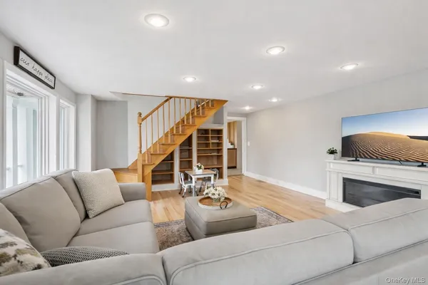 $689,000 | 18 Juengstville Road, North Salem, NY 10519