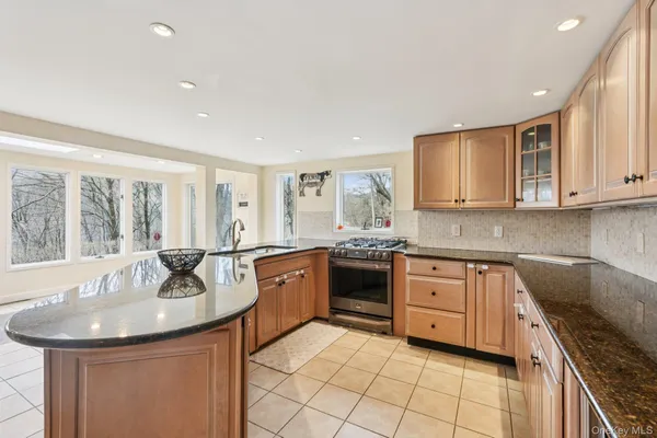 $689,000 | 18 Juengstville Road, North Salem, NY 10519