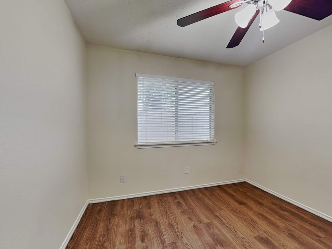 3902 Mattingham Drive Houston, TX 77066 - Photo 11 of 16