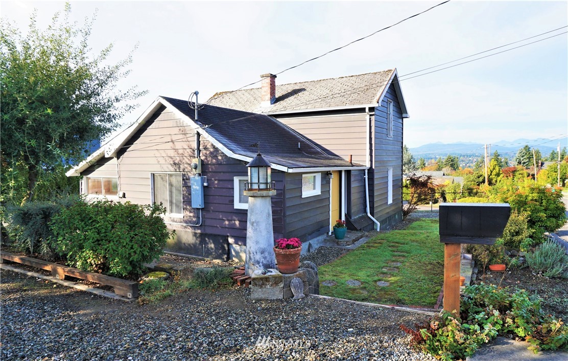 2315 Cascade Trail Bremerton, WA 98310 - Photo 1 of 22 Gallery Image 1