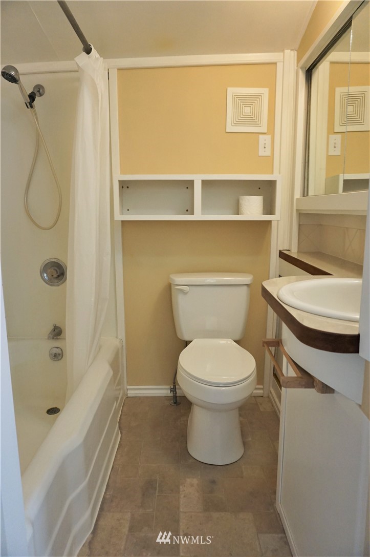 2315 Cascade Trail Bremerton, WA 98310 - Photo 14 of 22 Gallery Image 14