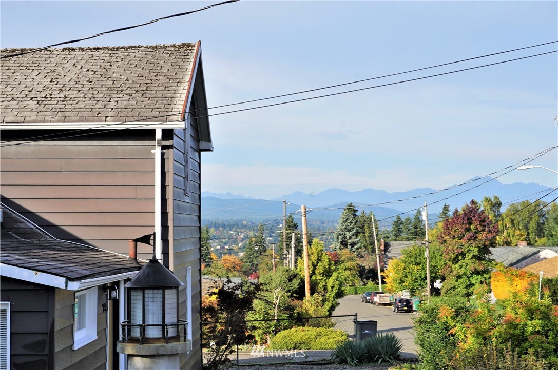 2315 Cascade Trail Bremerton, WA 98310 - Photo 3 of 22 Gallery Image 3