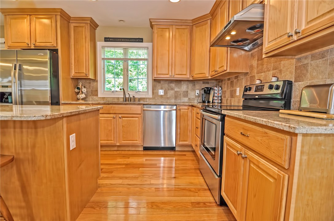 47 Randeau Passage Westerly, RI 02891 - Photo 11 of 34