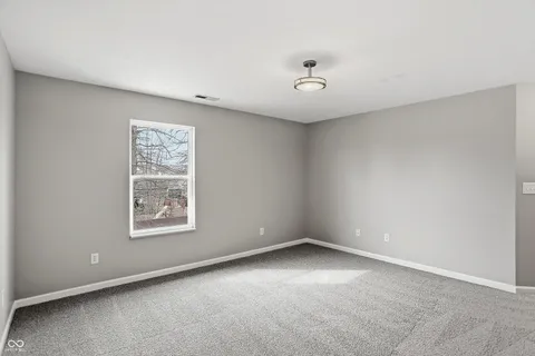 $260,000 | 5128 Greenside Drive, Indianapolis, IN 46235