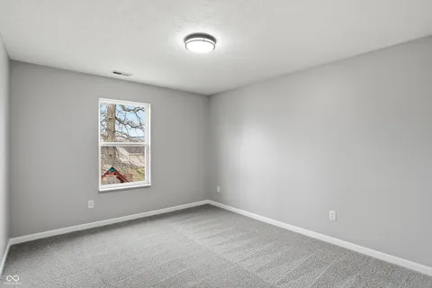 $260,000 | 5128 Greenside Drive, Indianapolis, IN 46235