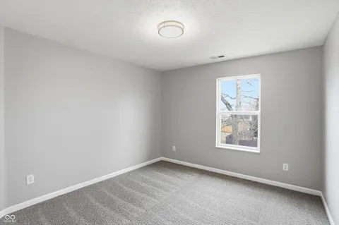 $260,000 | 5128 Greenside Drive, Indianapolis, IN 46235