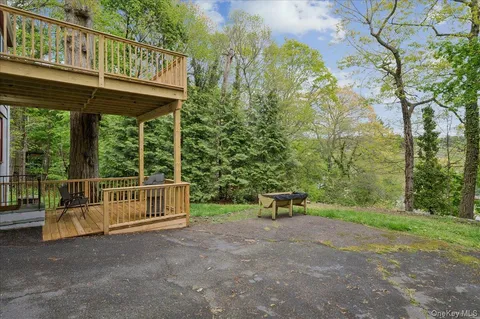 a view of outdoor space yard and patio