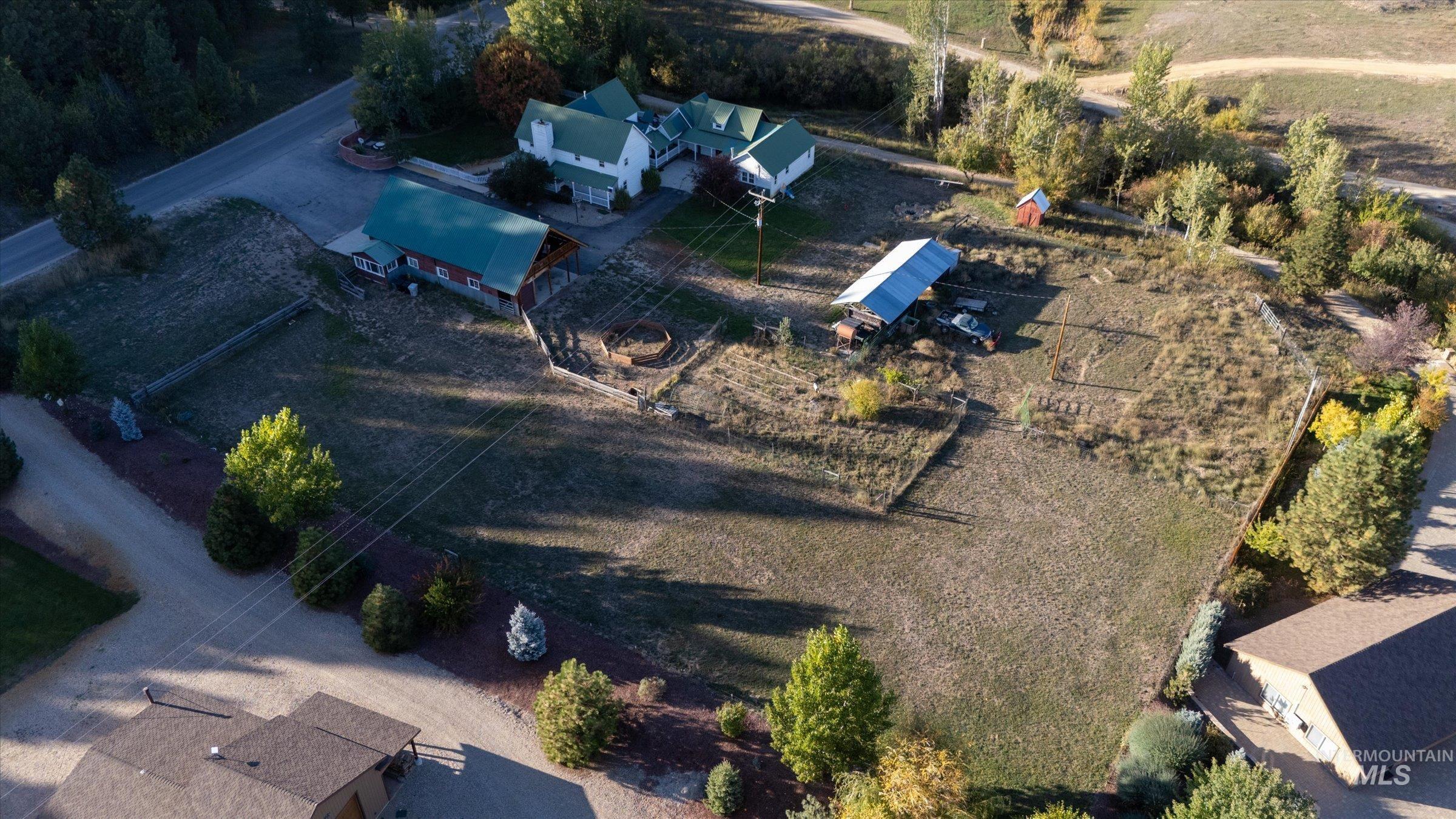 315 South Middlefork Road Garden Valley, ID 83622 - Photo 44 of 49 Aerial view of property and surrounding area