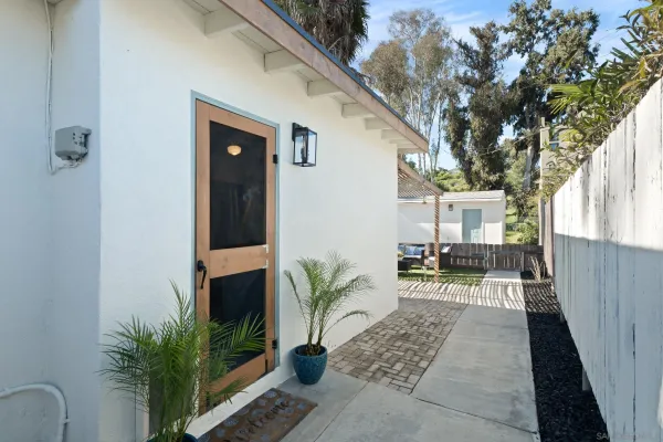 a house view with a outdoor space