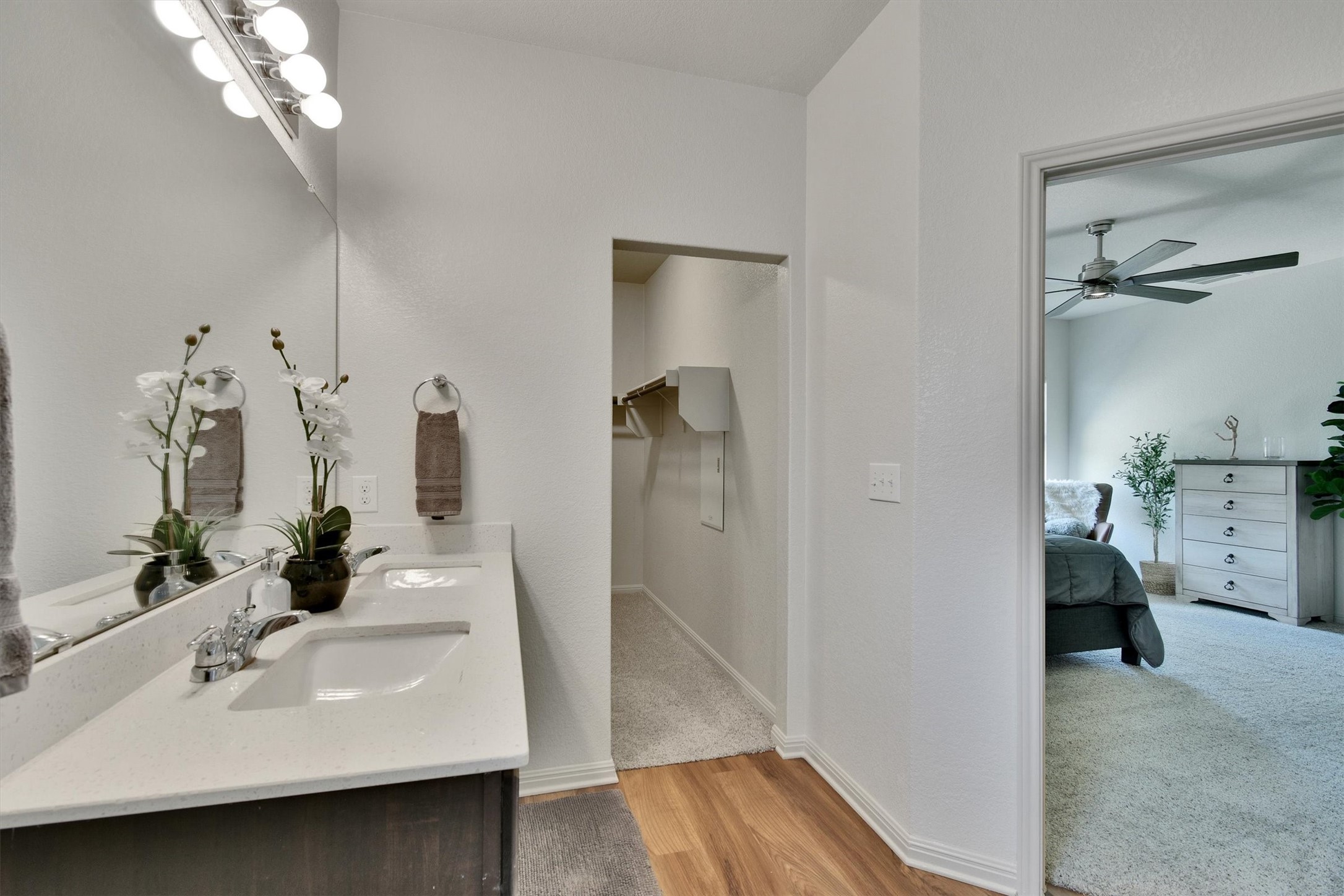 324 Shiner Lane Georgetown, TX 78626 - Photo 22 of 39 a bathroom with a sink and a mirror