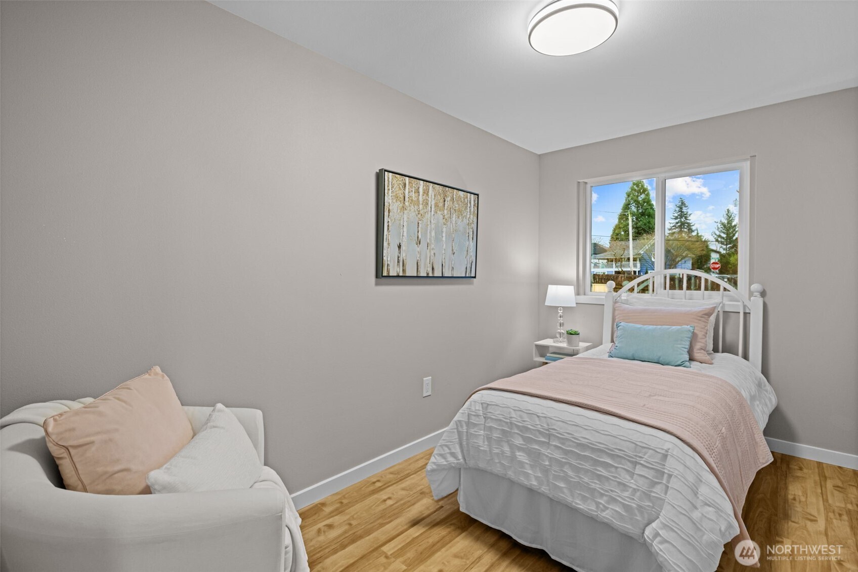 211 Taylor Street Snohomish, WA 98290 - Photo 14 of 24 a bedroom with a bed and a window