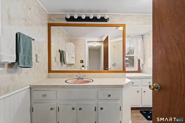 $375,000 | 81 Floeting Road, Ashford, CT 06278