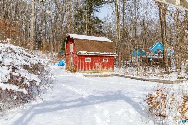 $375,000 | 81 Floeting Road, Ashford, CT 06278