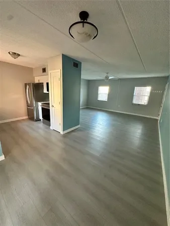 $2,200 | 1153 Rue Des Rois, Unit 1B, South Pasadena, FL 33707