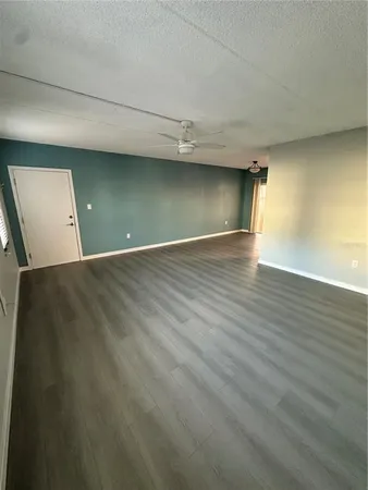 $2,200 | 1153 Rue Des Rois, Unit 1B, South Pasadena, FL 33707