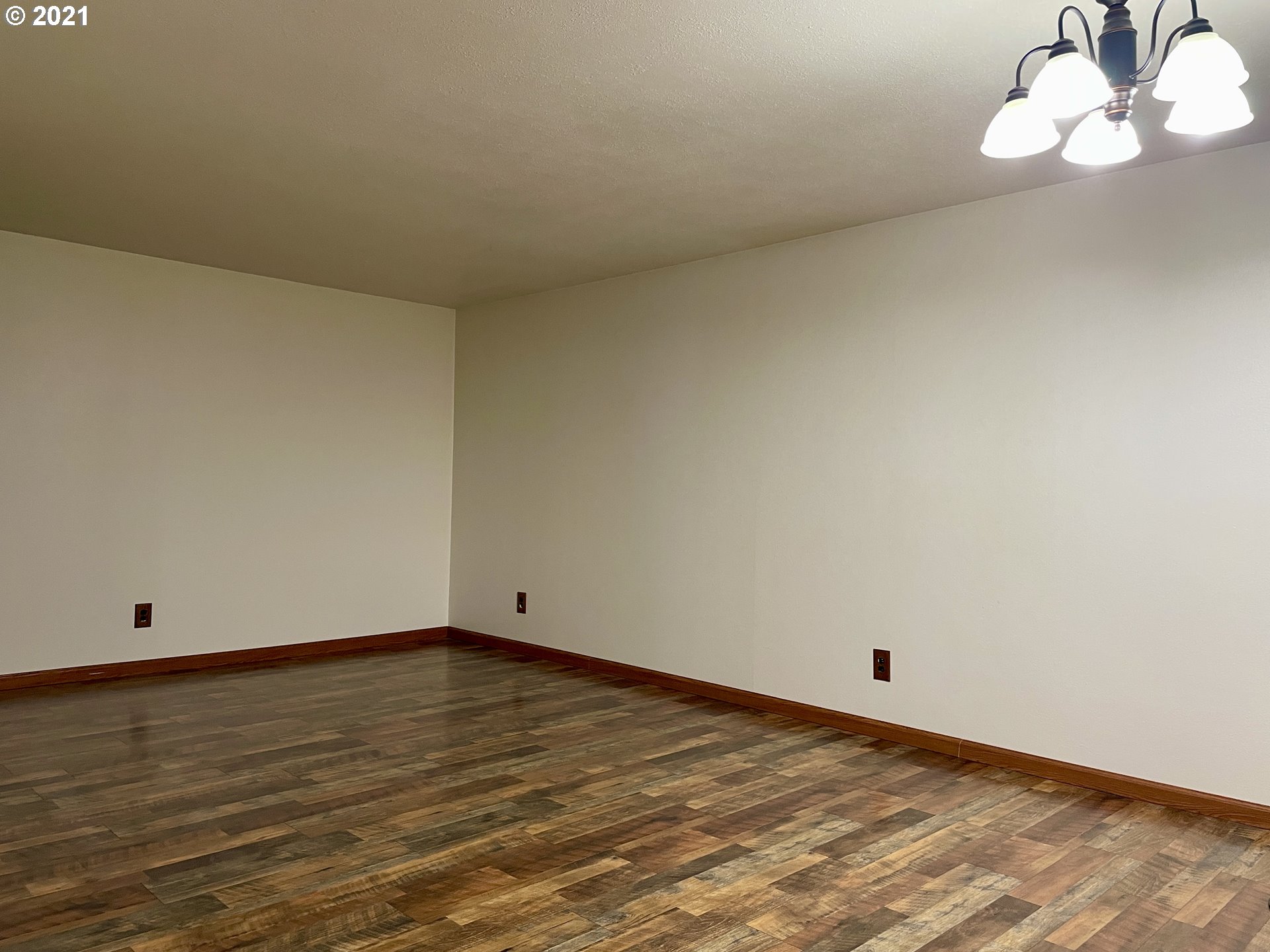 648 3rd Avenue Riddle, OR 97469 - Photo 14 of 32
