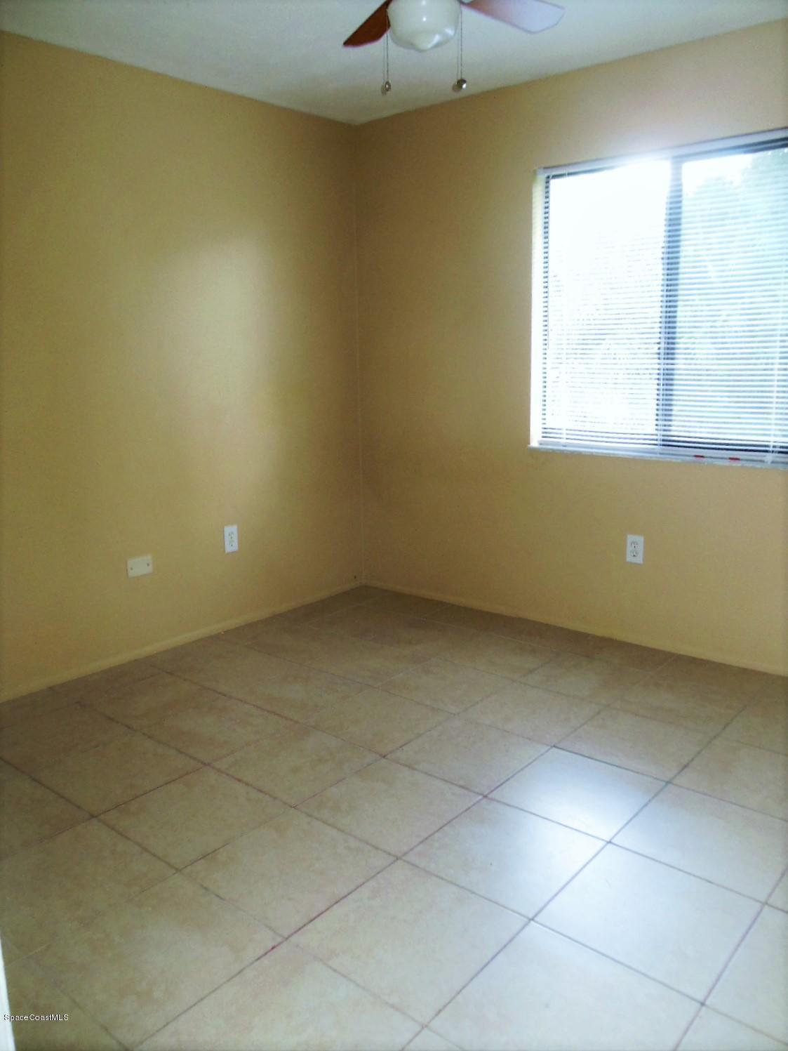 2232 Flower Tree Circle Melbourne, FL 32935 - Photo 15 of 30 DSCN1277