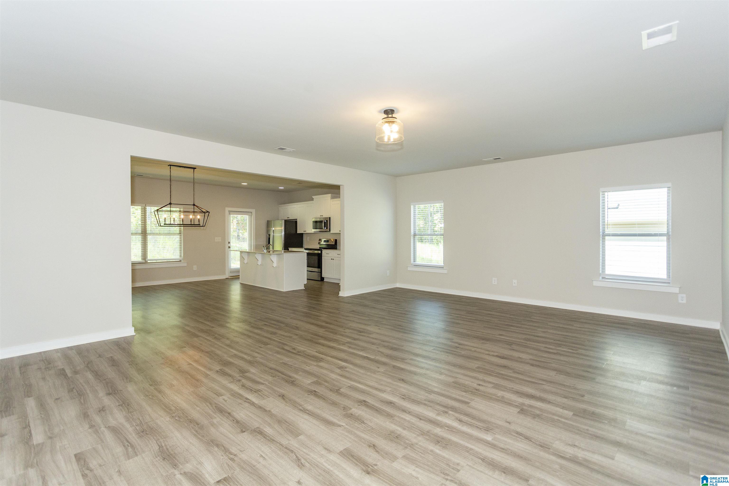 420 Ridgeview Circle Jemison, AL 35085 - Photo 12 of 41
