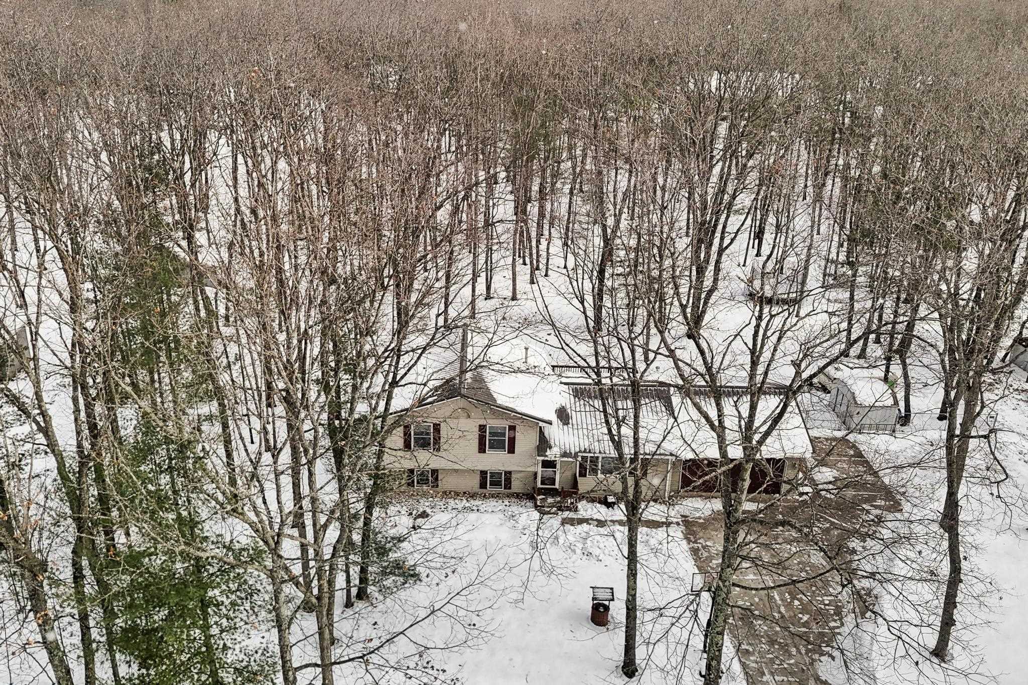 5651 Penn Lock Colony Road Interlochen, MI 49643 - Photo 25 of 30 1941340-ff982ddc-a844-4ffb-b61b-006da026c1b1.JPG