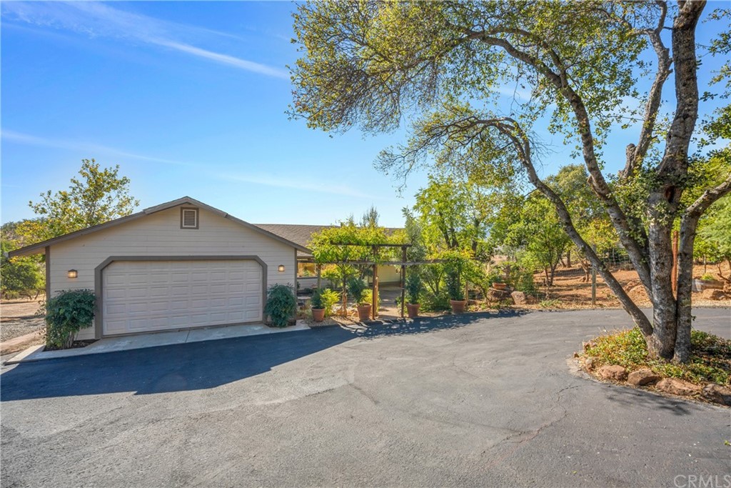 19560 Stonegate Road Hidden Valley Lake, CA 95467 - Photo 1 of 1 Gallery Image 1