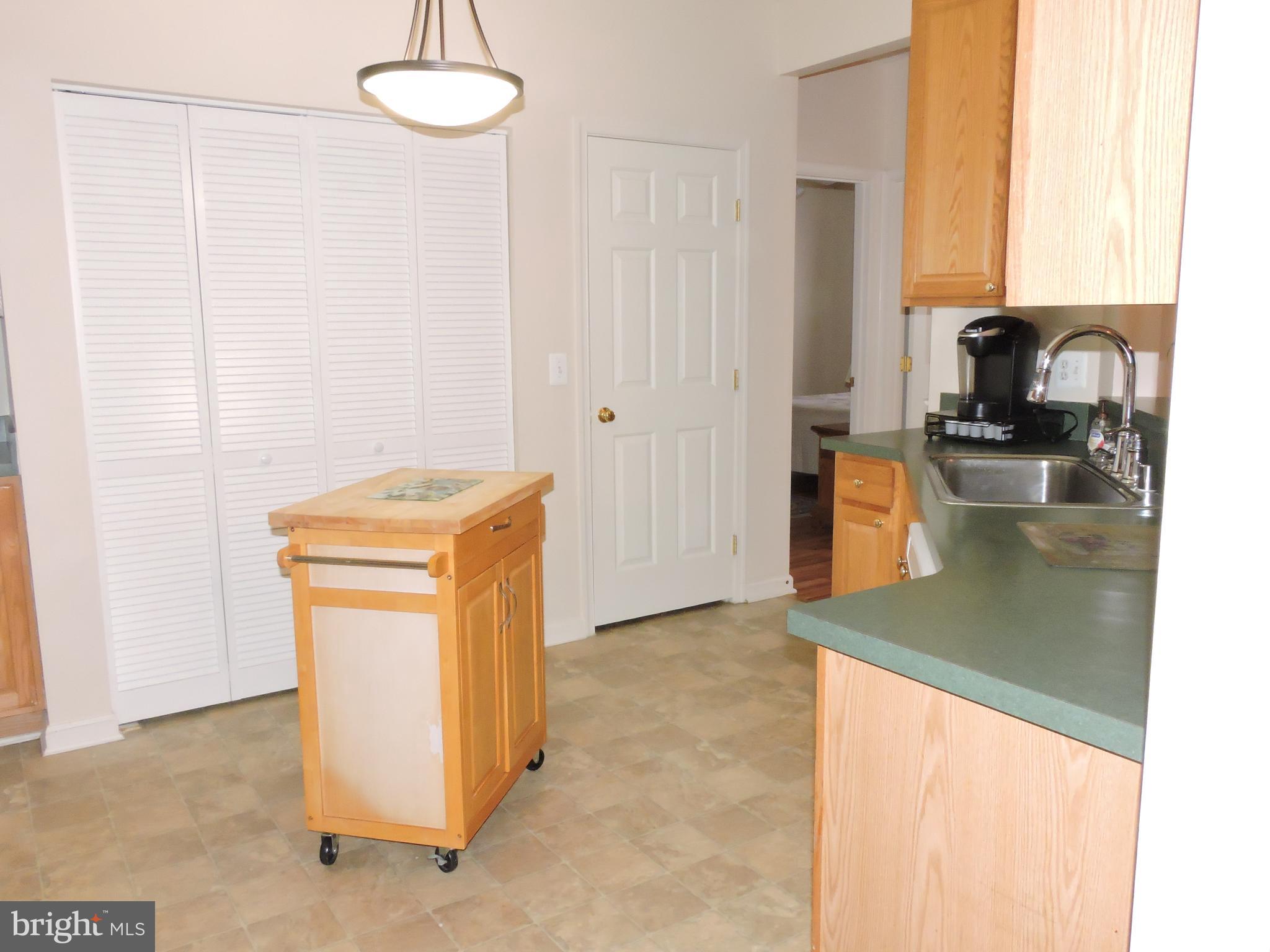 5254 Glenthorne Court Rosedale, MD 21237 - Photo 18 of 45