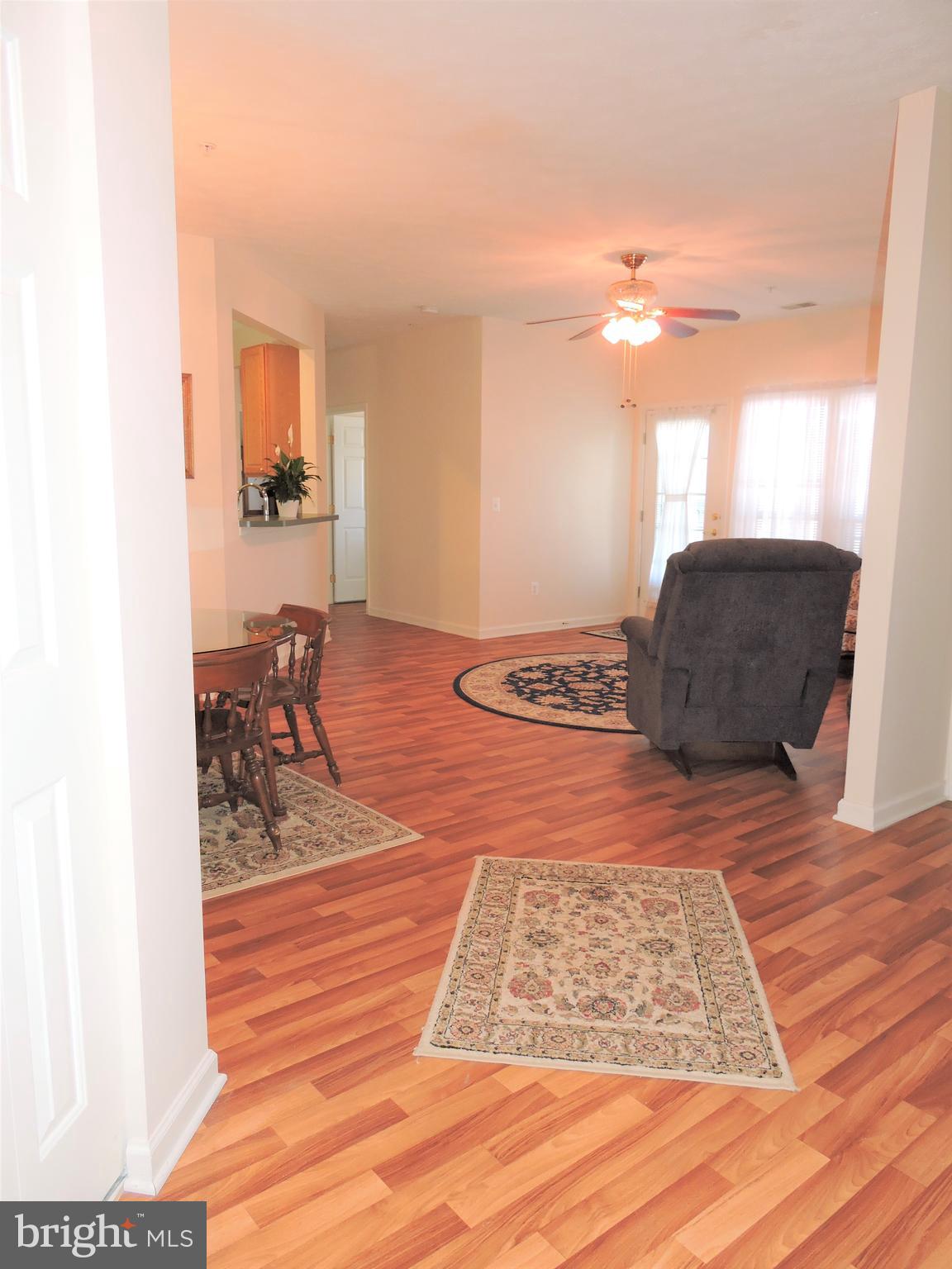 5254 Glenthorne Court Rosedale, MD 21237 - Photo 5 of 45 View of Living room from entry foyer
