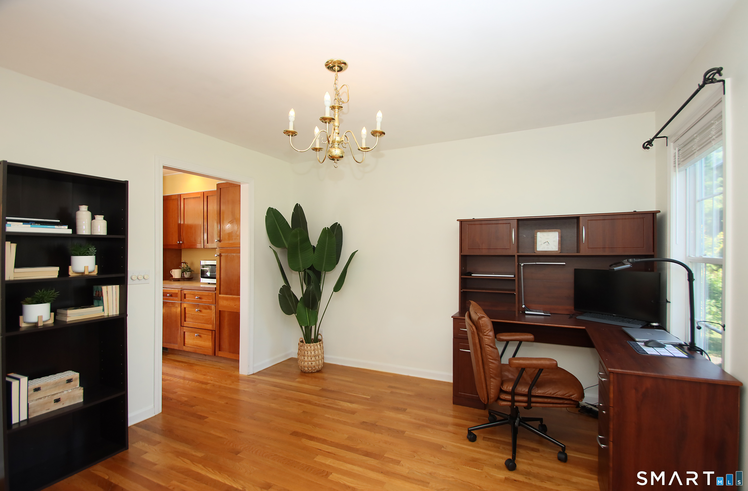 4 Meadow Road Newtown, CT 06470 - Photo 18 of 38