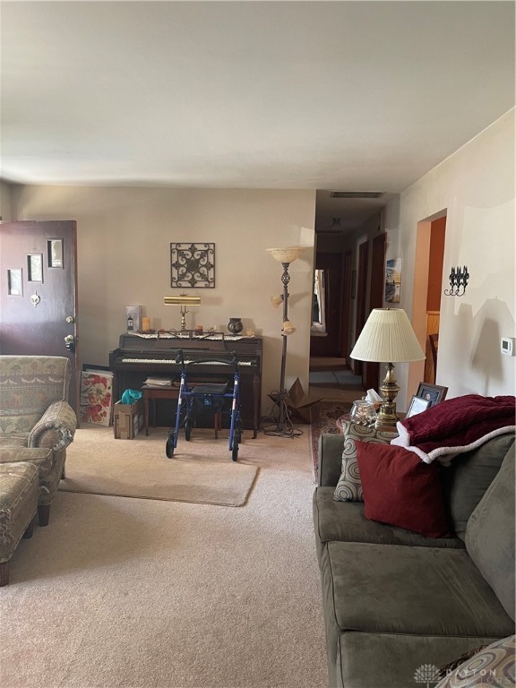 5838 Decker Road Franklin, OH 45005 - Photo 4 of 21 Gallery Image 4