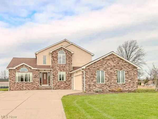 $521,700 | 2870 Istra Lane, Wickliffe, OH 44092