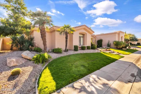 $1,850,000 | 8201 East Kalil Drive, Scottsdale, AZ 85260