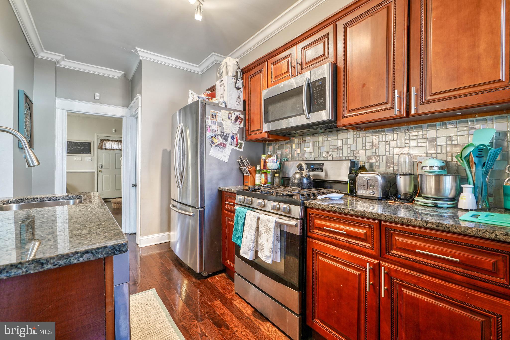 17 South Tremont Road Baltimore, MD 21229 - Photo 11 of 46 Gallery Image 11