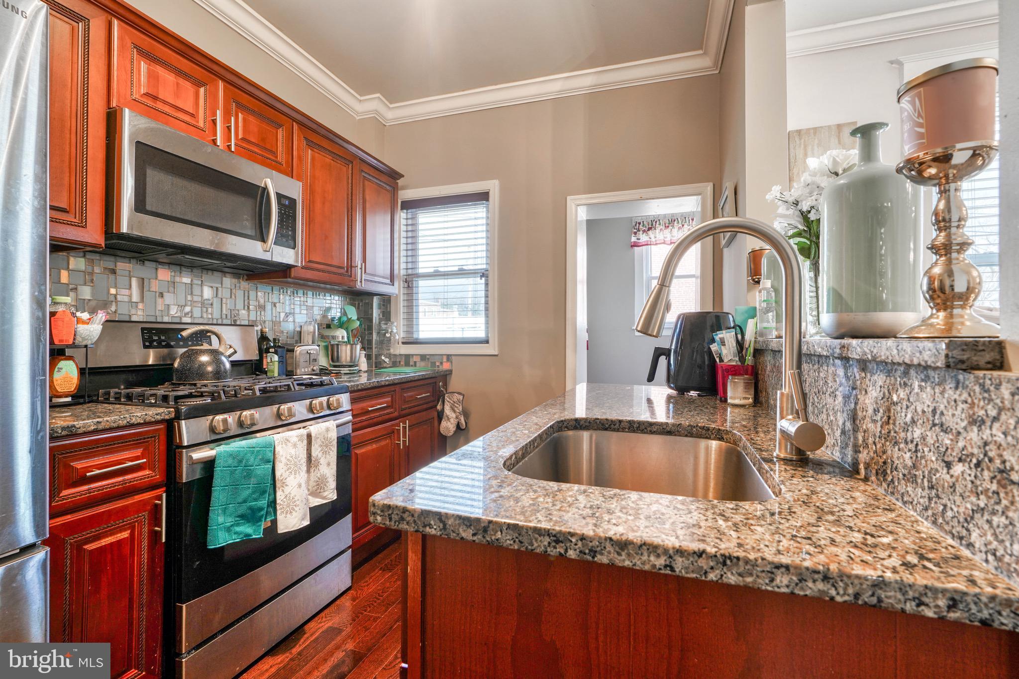 17 South Tremont Road Baltimore, MD 21229 - Photo 13 of 46 Gallery Image 13