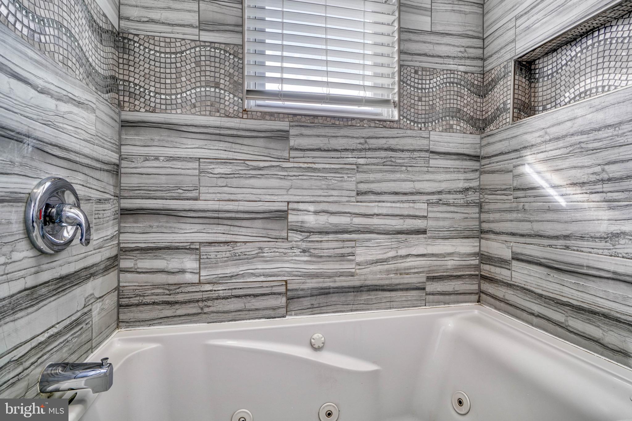 17 South Tremont Road Baltimore, MD 21229 - Photo 23 of 46 Gallery Image 23