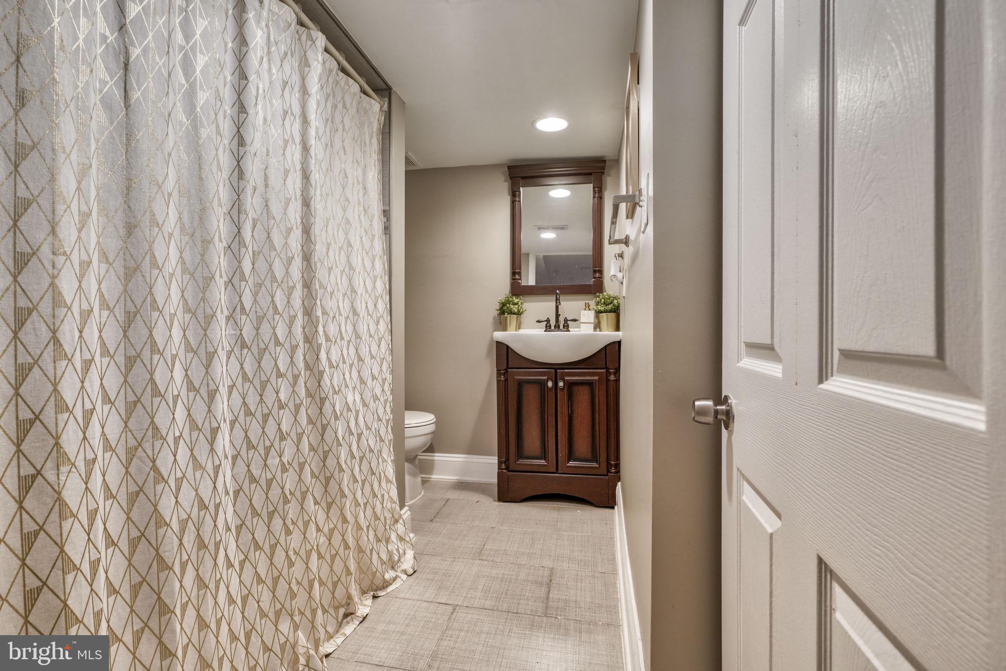 17 South Tremont Road Baltimore, MD 21229 - Photo 36 of 46 Gallery Image 36