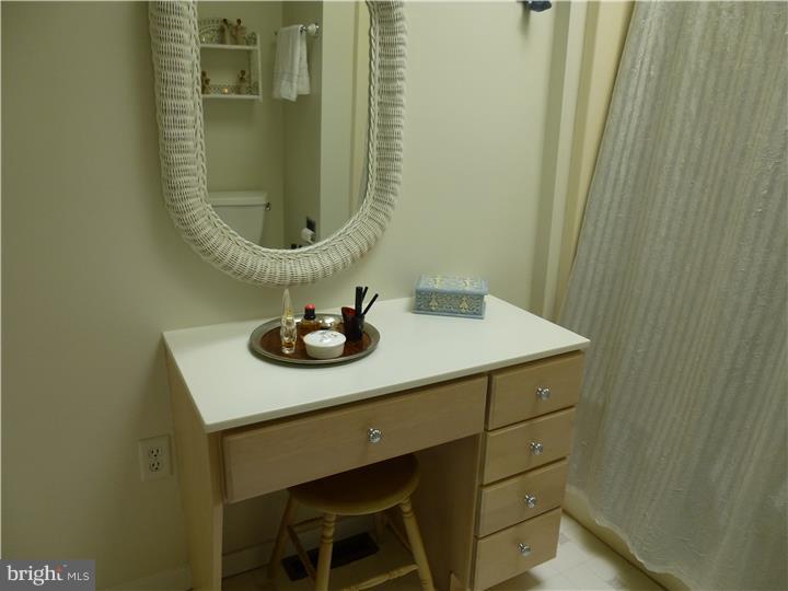 558 Lamplighter Road Horsham, PA 19044 - Photo 18 of 25 Master Bathroom