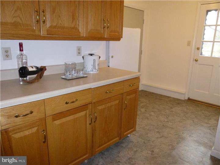 558 Lamplighter Road Horsham, PA 19044 - Photo 10 of 25 Mud Room