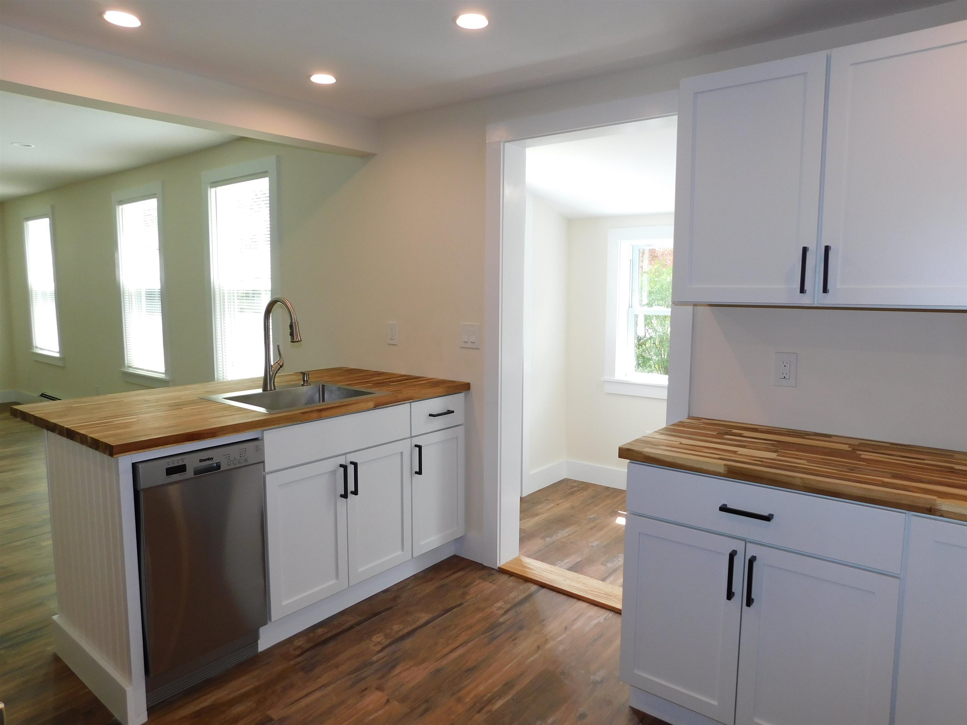 17 East Street Rutland, VT 05701 - Photo 23 of 28