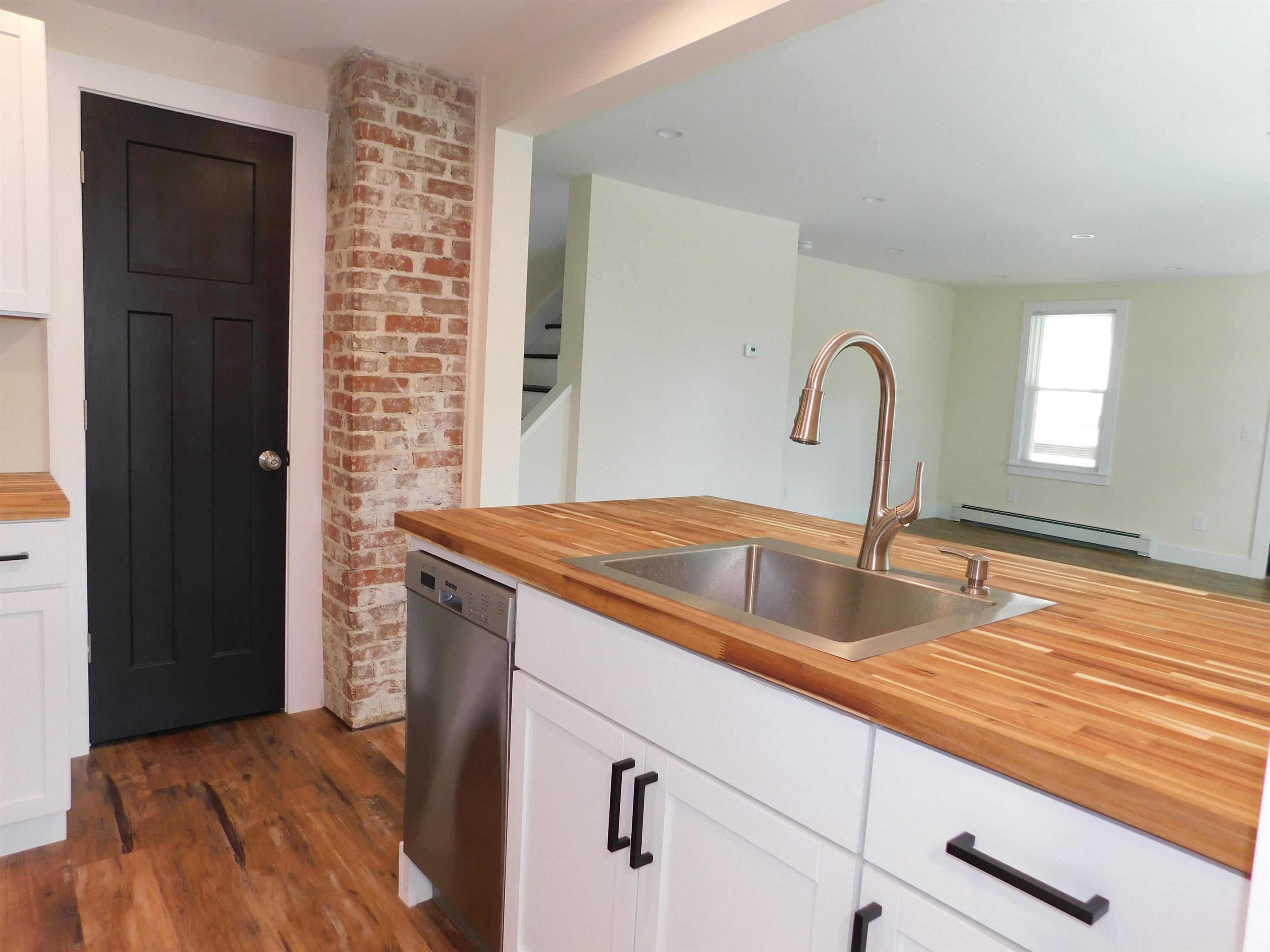 17 East Street Rutland, VT 05701 - Photo 26 of 28