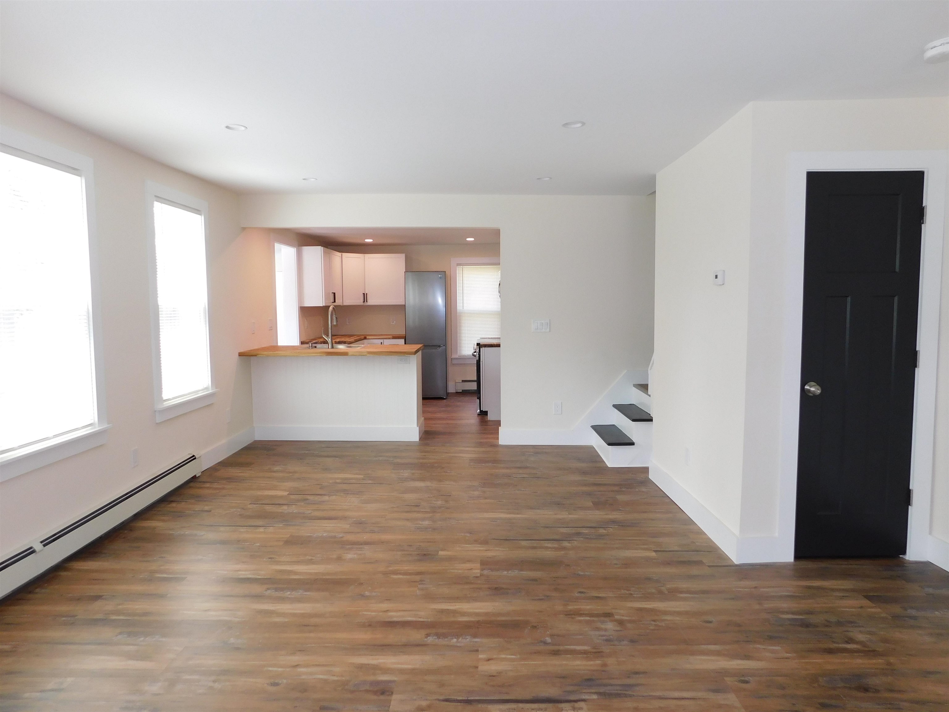 17 East Street Rutland, VT 05701 - Photo 5 of 28