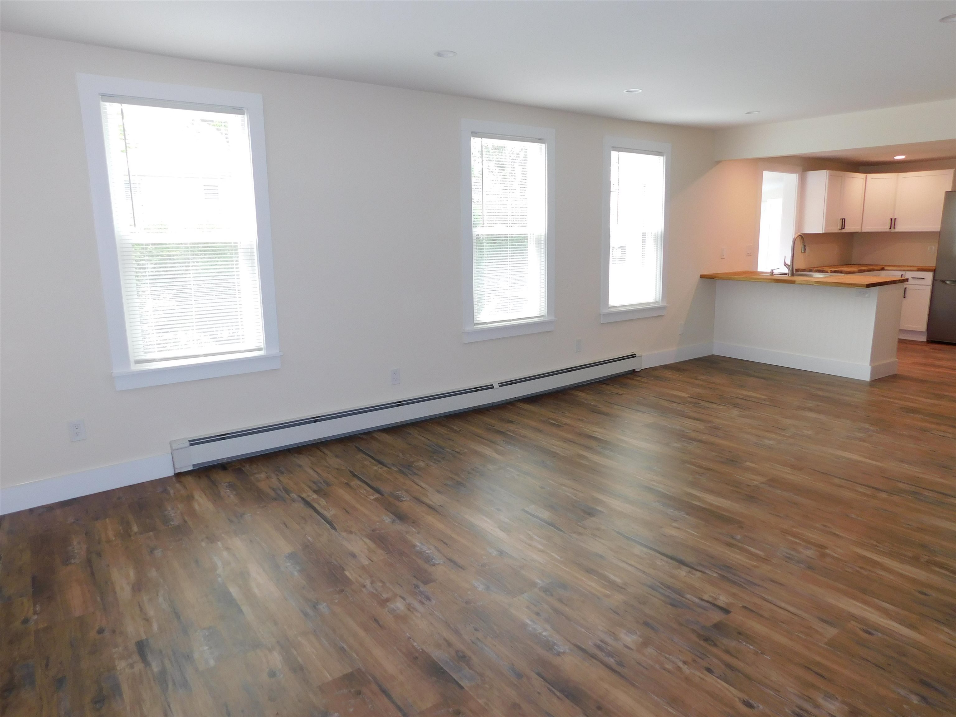 17 East Street Rutland, VT 05701 - Photo 7 of 28