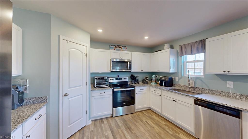 606 Byerly Road Lexington, NC 27295 - Photo 13 of 33