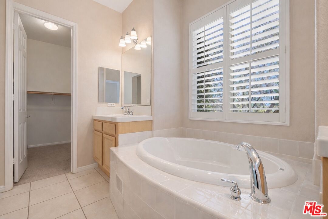 37 Shoreline Drive Rancho Mirage, CA 92270 - Photo 14 of 33