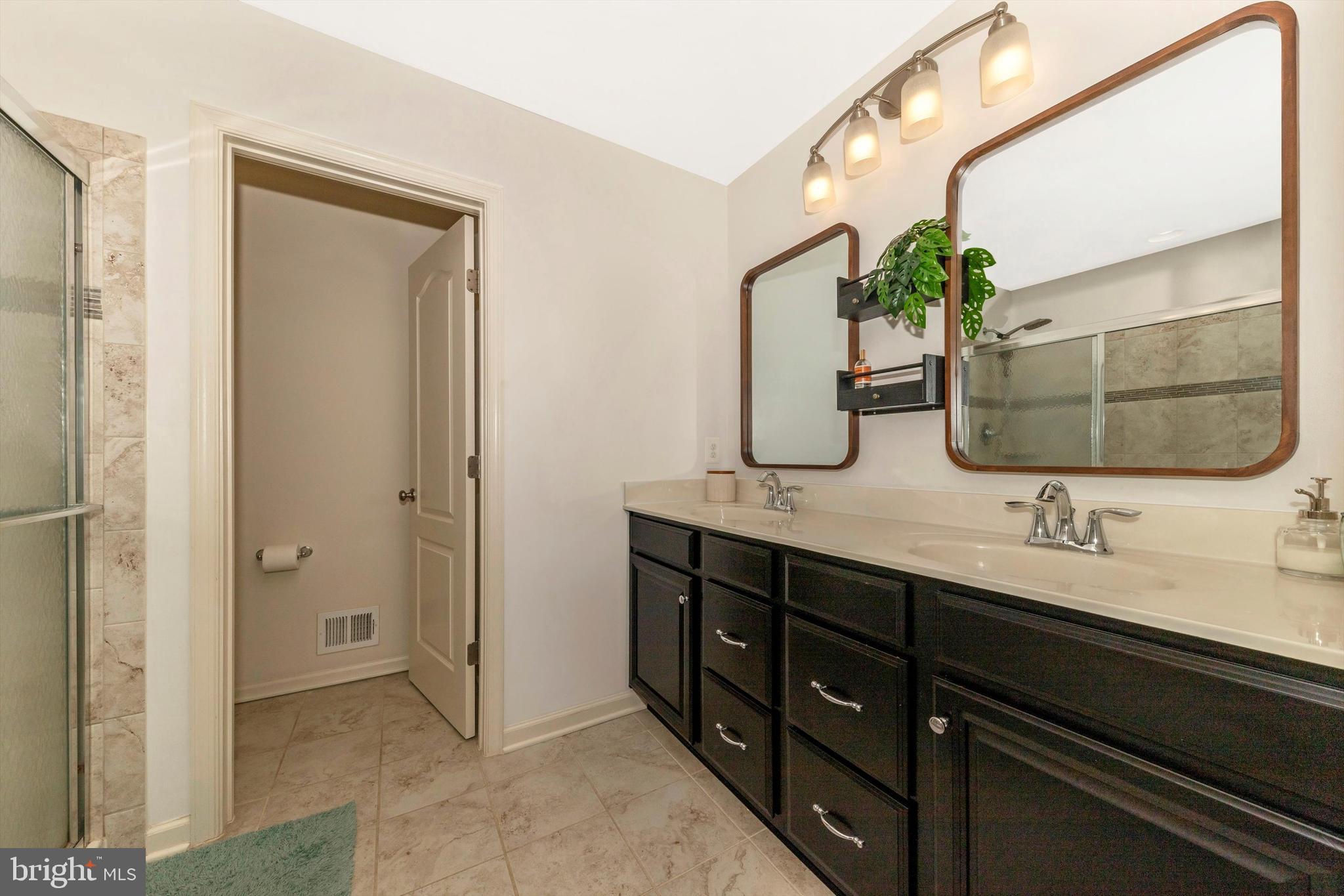 8473 Randell Ridge Road Frederick, MD 21704 - Photo 22 of 48 Primary Suite Full Bath