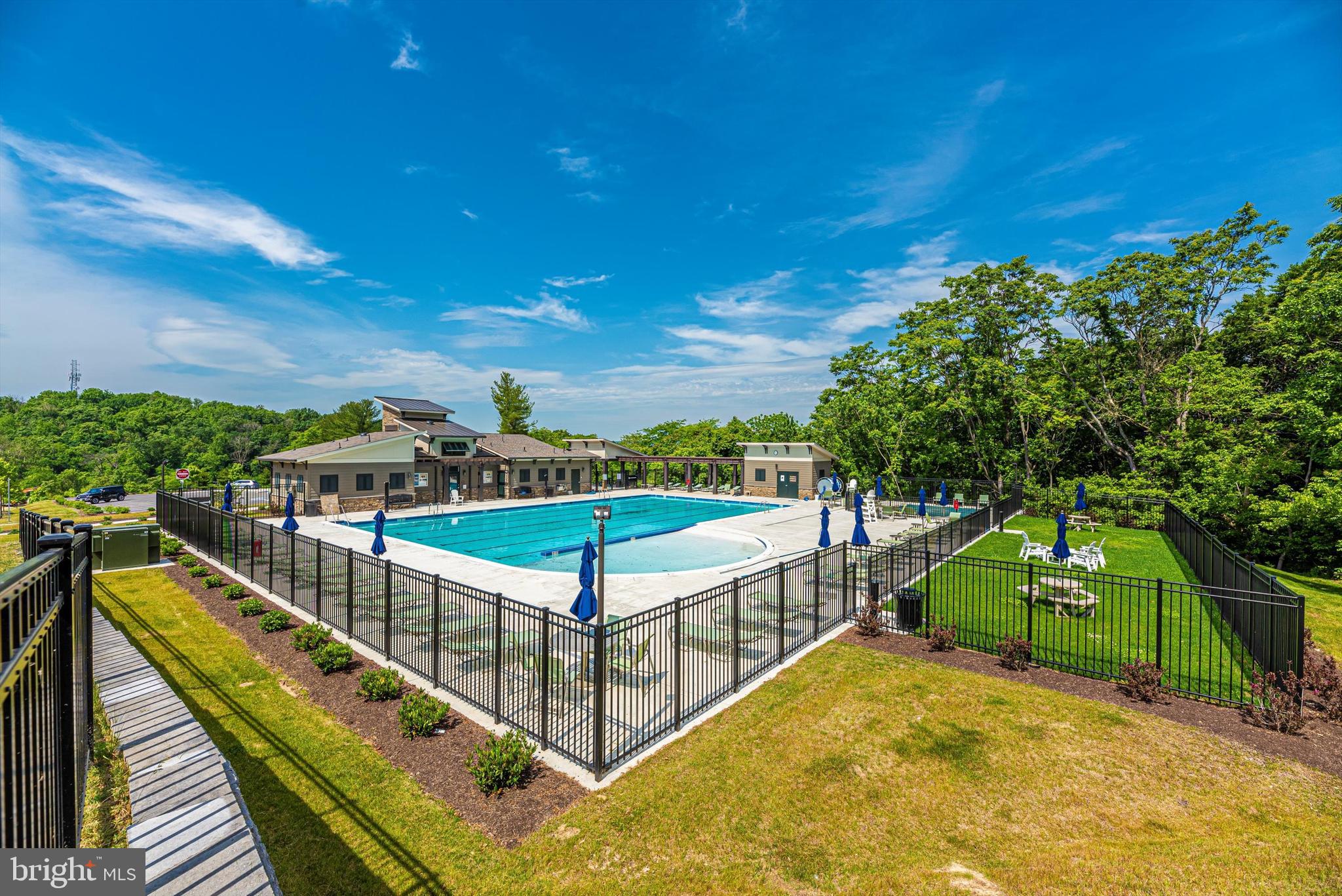 8473 Randell Ridge Road Frederick, MD 21704 - Photo 37 of 48 Tallyn Ridge Community Pool