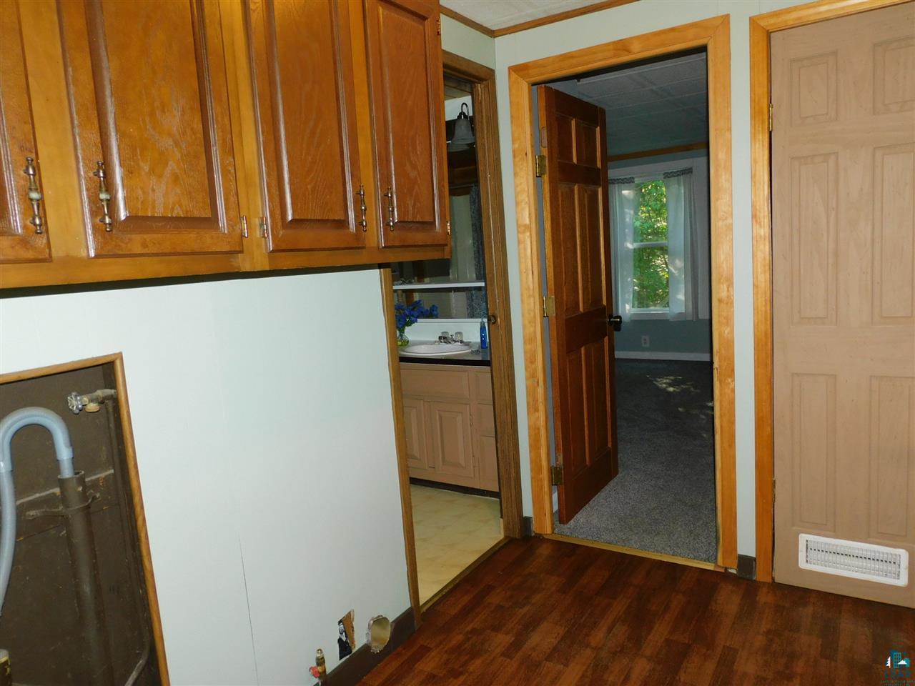 6228 County Rd P Hawthorne, WI 54864 - Photo 28 of 49 Laundry area