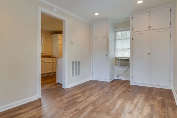 $1,000 | 2237 B Blair Boulevard, Unit B, Nashville, TN 37212