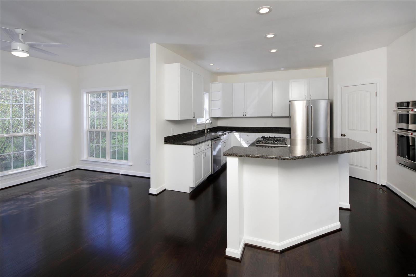 801 North Spoede Road St. Louis, MO 63141 - Photo 12 of 31 Gallery Image 12